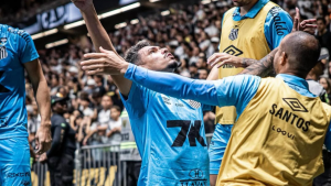 Santos busca reação em clássicos e encara o São Paulo na Vila Belmiro