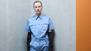 Prada abre caminhos entre ousadia e tradição na MFW