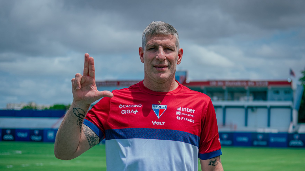 Martín Palermo | Reprodução/X/Mateus Lotif/@FortalezaEC