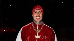 MC Daniel surpreende vendedores de pipoca com pix de R$ 500 em Brasília