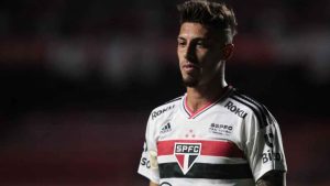 São Paulo está em negociações por retorno de Rigoni