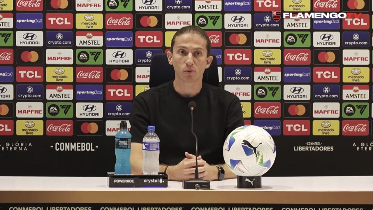 Filipe Luis | Reprodução/X/@Flamengo