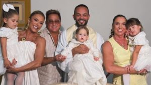 Virginia e Zé Felipe batizam José Leonardo antes da festa de um ano do caçula