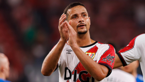 Problemas físicos marcam início de Luiz Felipe no Rayo Vallecano