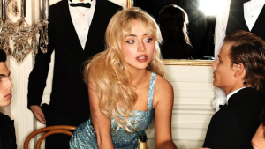 Sabrina Carpenter diz estar trabalhando em novas músicas após dois anos