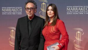 Tim Burton e Monica Bellucci anunciam fim do namoro