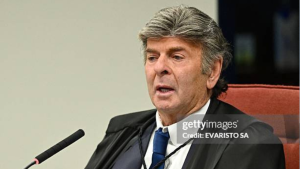 Fux pede para realizar ajustes gramaticais em seu voto no julgamento de Bolsonaro