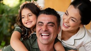 Li Martins aparece abatida quase um mês após morte do marido, JP Mantovani