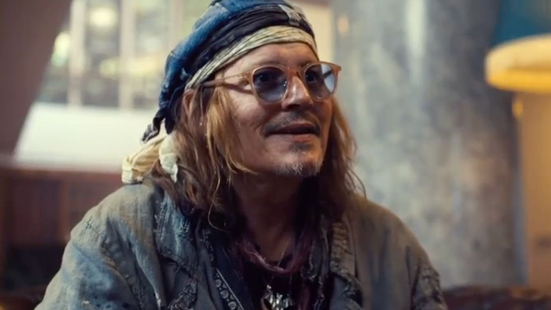 Johnny Depp ressurge como Ebenezer Scrooge em nova adaptação de “Um Conto de Natal”