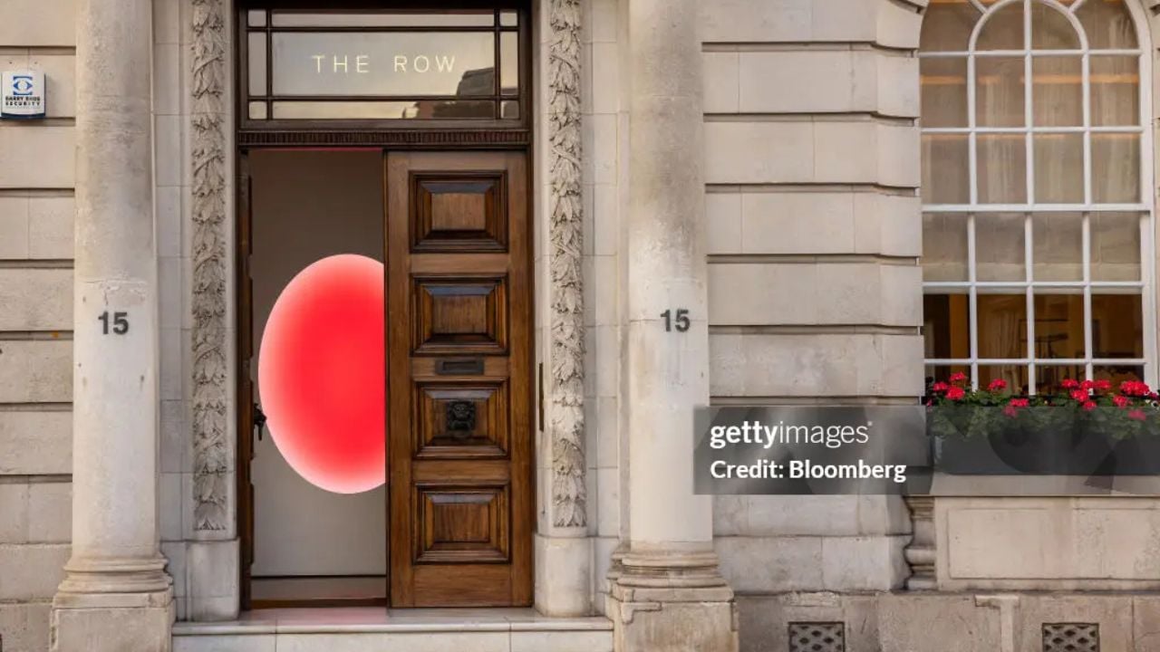 Fachada da grife The Row | Reprodução/Betty Laura Zapata/Bloomberg/Getty images Embed