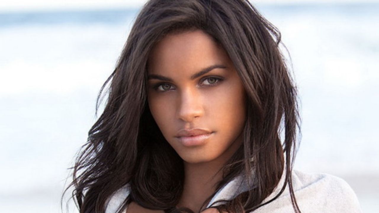 A modelo brasileira Daiane Sodré faz sua estreia nas passarelas do Victoria's Secrets Fashion Show de 2025. (reprodução: Instagram/@daianesodre)