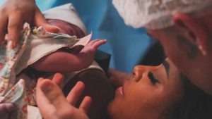 MC Daniel divulga comprovantes, apaga em seguida e Lorena Maria rebate