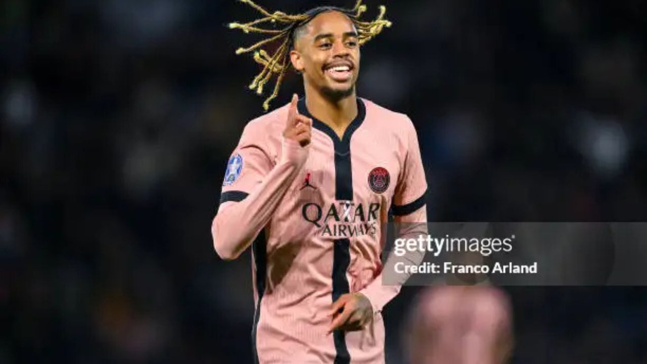 Bradley Barcola | Reprodução/ 
Franco Arland / getty images embed
