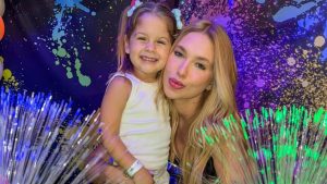 Virgínia Fonseca celebra aniversário de Maria Flor em parque e ausência de Zé Felipe é sentida por internautas