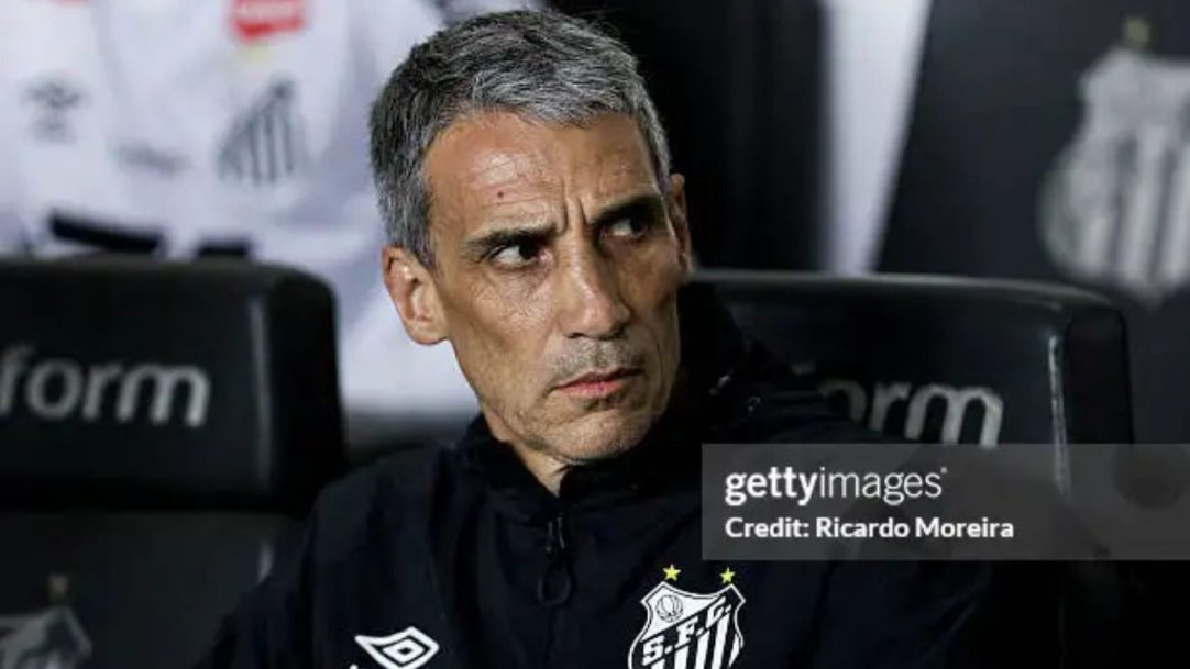 Vojvoda analisa derrota para o Vitória e diz entender desapontamento da torcida