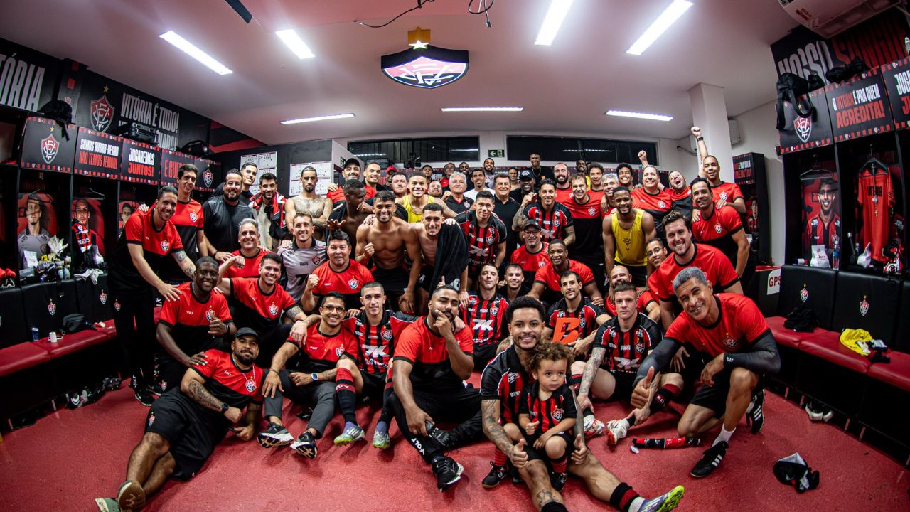 Elenco do Vitória | Reprodução/X/@ecvitoria