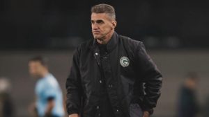 Goiás demite técnico Vagner Mancini após mais um tropeço na Série B
