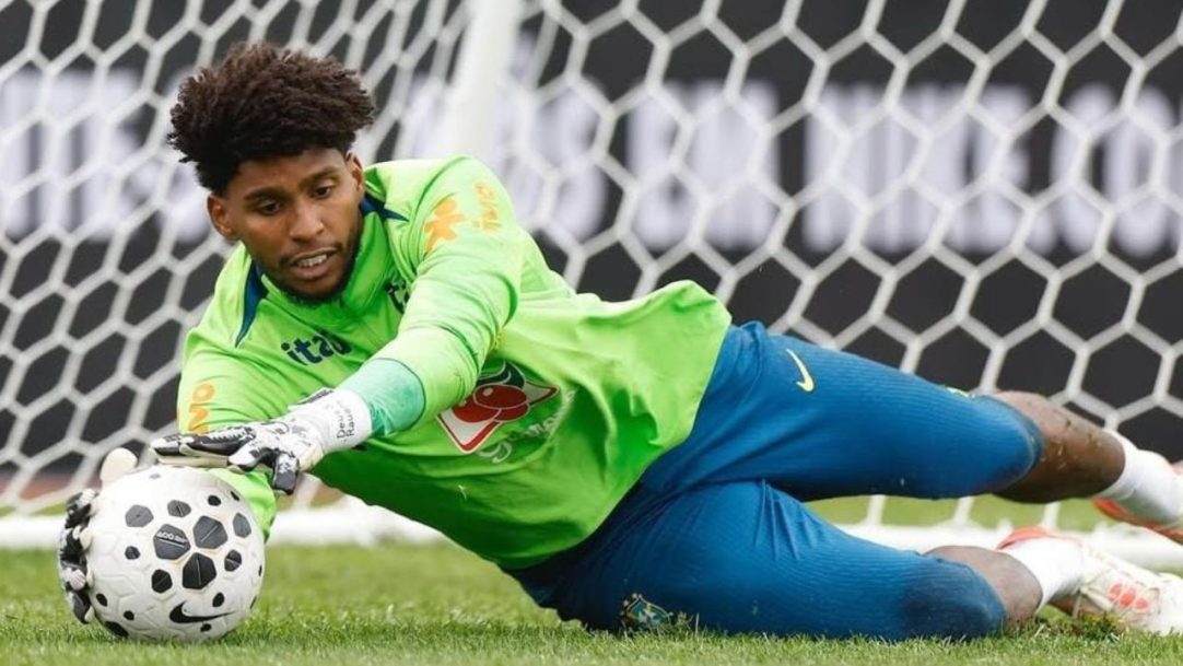 Goleiro do Corinthians estreia como titular na Seleção Brasileira