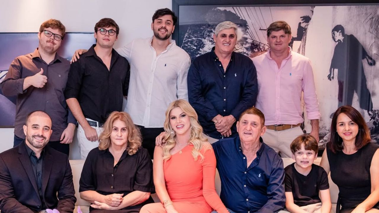 Val Marchiori e família | Reprodução /Instagram/@valmarchiori