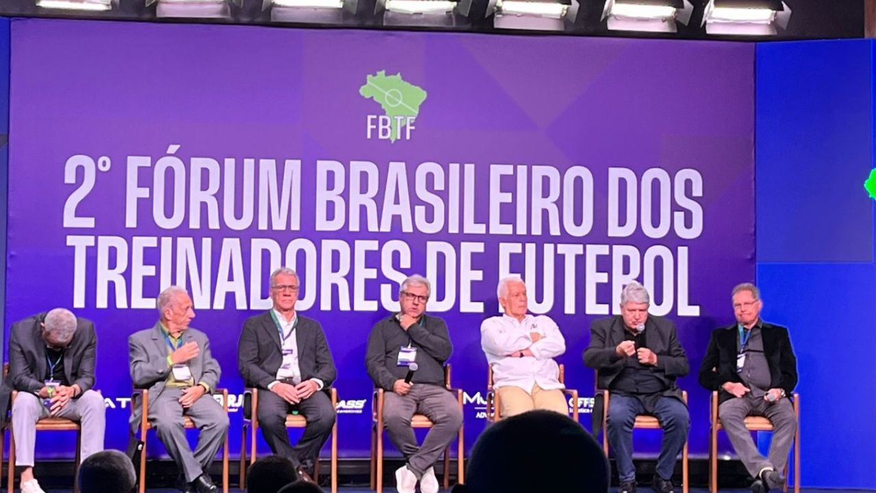Técnicos em evento da CBF | Reprodução/Raphael Zarko/ge.globo