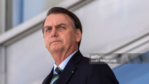 Moraes autoriza dieta especial para Bolsonaro na PF