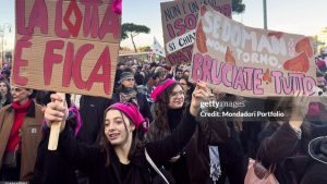 Parlamento italiano decide que feminicídio é crime