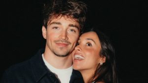 Charles Leclerc pede Alexandra Saint Mleux em casamento