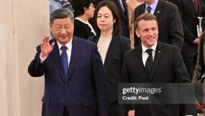 Macron visita China e faz apelo pelo fim da Guerra na Ucrânia