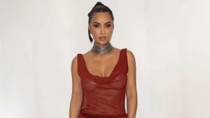 Kim Kardashian explica como alteração no nome contribuiu para seu estrelato