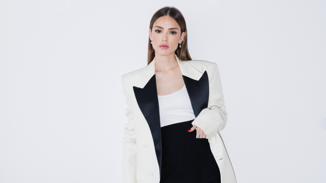 Isabelle Drummond agita a CCXP e fala sobre a força de sua nova vilã em Coração Acelerado: “Naiane é uma vilã absurda, ela é muito louca. Faz tudo para viralizar e acha que é o centro do universo”