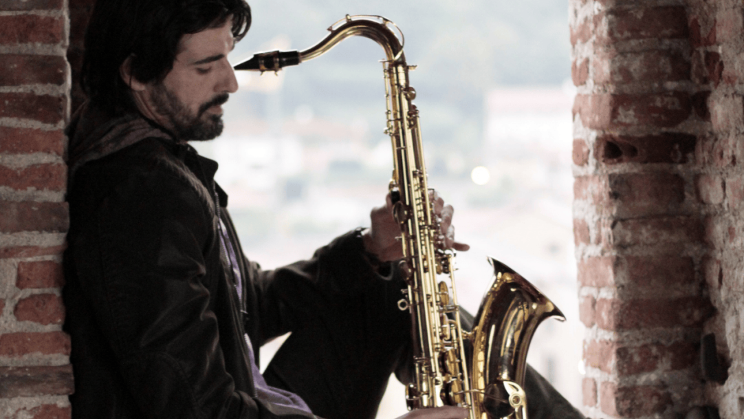 Reynaldo Gianecchini vive saxofonista em longa-metragem ítalo-brasileiro “Diminuta”