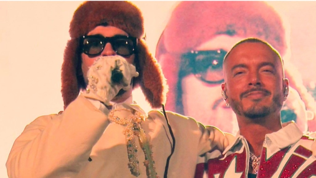 Bad Bunny e J Balvin se apresentam juntos e encerram desavenças