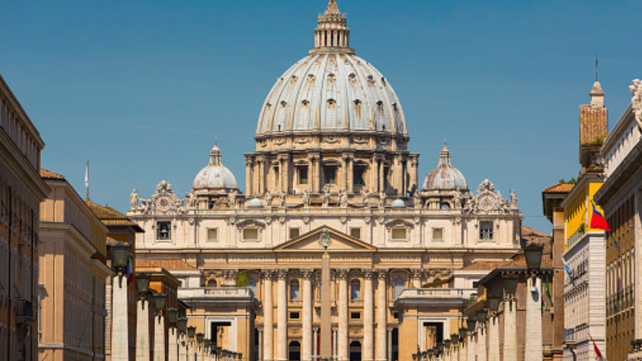 Basílica de São Pedro, Roma, Itália | Reprodução/Laurie Chamberlain/Getty Images Embed