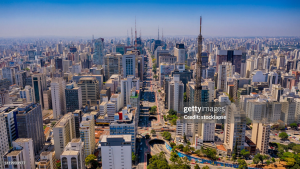 Grande SP segue com ampla falta de luz após vendaval