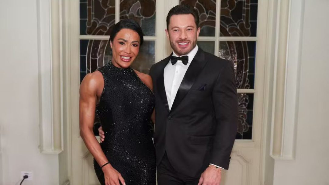 Gracyanne Barbosa prestigia premiação em São Paulo ao lado de Gabriel Cardoso
