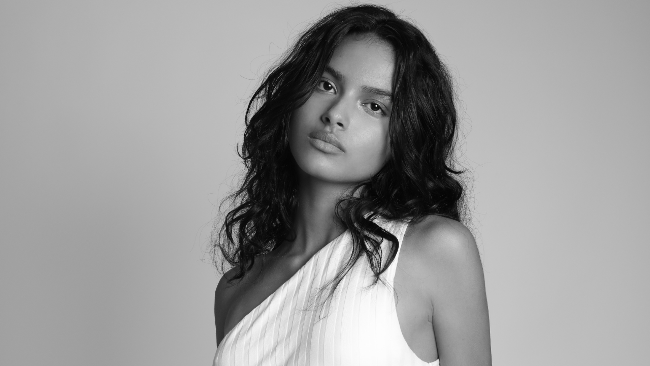 Juliana Nalú apadrinha jovem modelo pelo projeto Favela Seeds, e Bárbara Amorim ganha espaço no cenário internacional