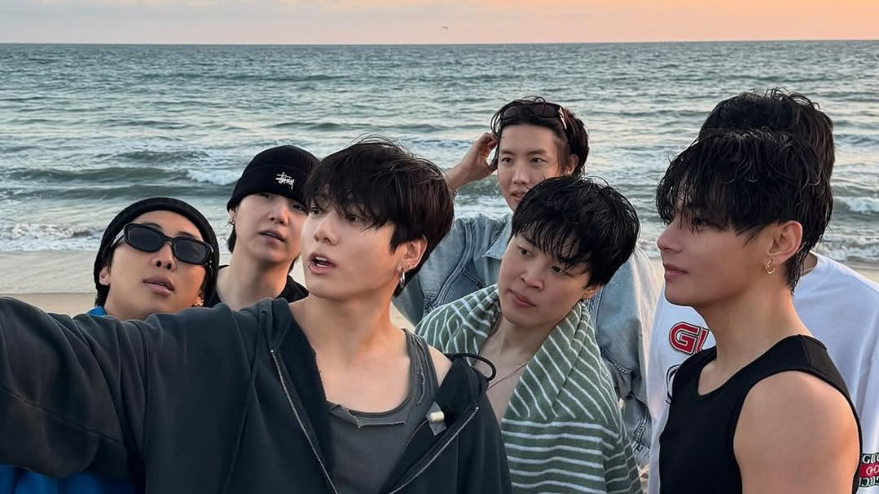 Selfie com os integrantes feito por Junghook | Reprodução/Instagram/@jimin