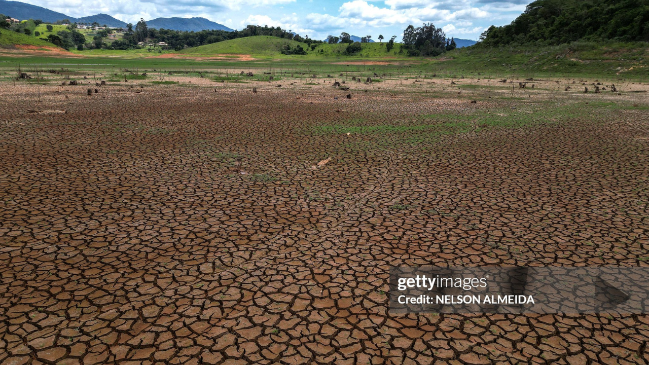 Sistema Cantareira ressecado | Reprodução/Getty Images Embed/Nelson Almeida 