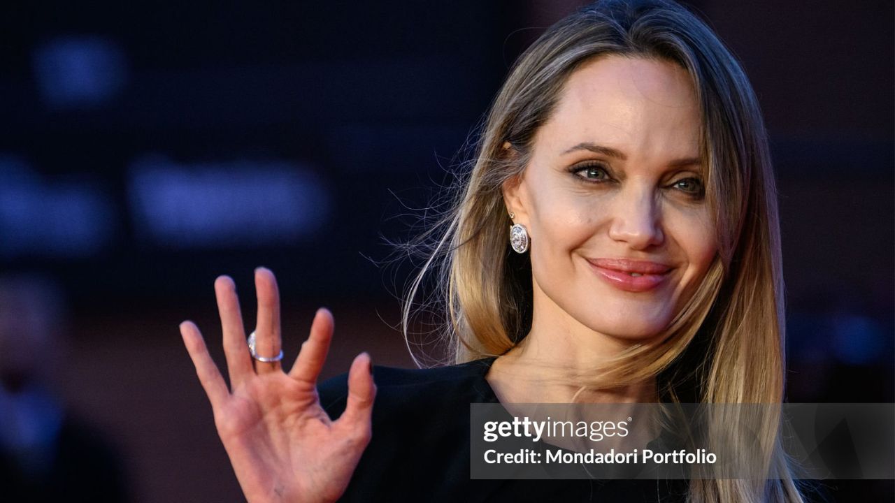 Angelina Jolie em pré-estreia de Couture | Reprodução/Mondadori Portfolio/Getty Images Embed