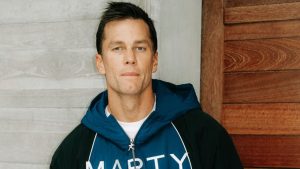 Tom Brady vira destaque ao aparecer com relógios milionários
