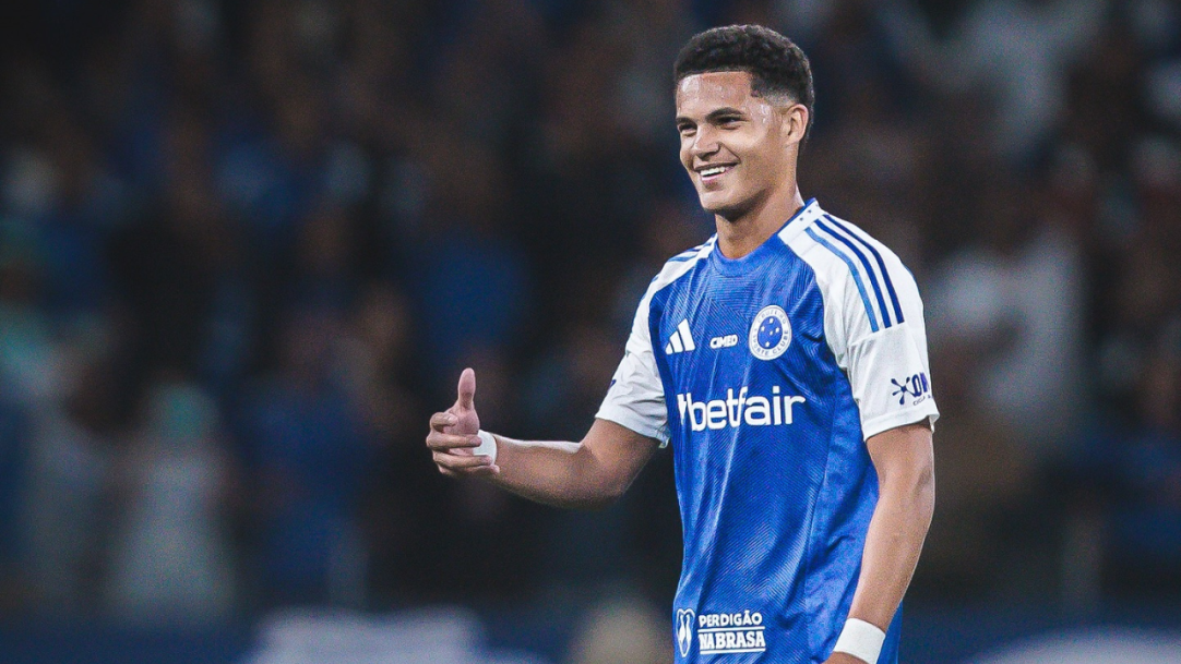 Venda de Kauã Prates leva Cruzeiro ao mercado por lateral-esquerdo