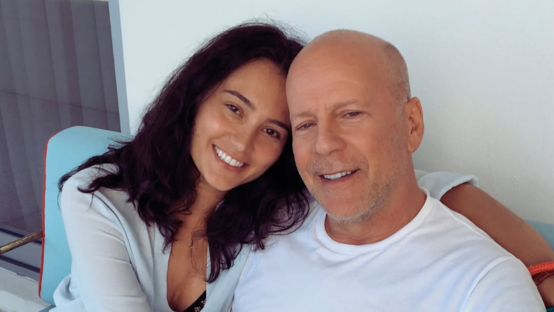 Esposa de Bruce Willis revela em podcast que ator não tem consciência da própria demência