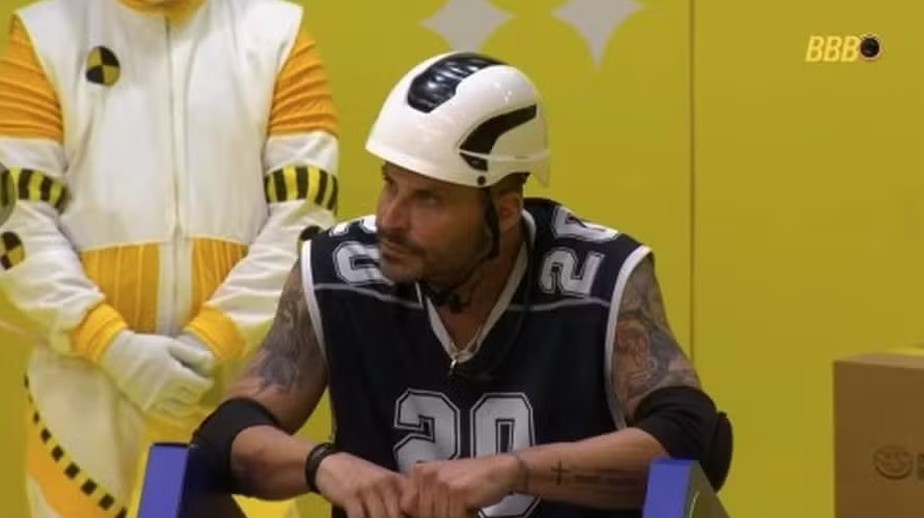 BBB 26: Henri Castelli passa mal e deixa prova de resistência