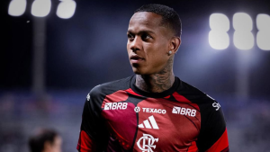 Wallace Yan encerra ciclo no Flamengo e acerta com o Red Bull Bragantino