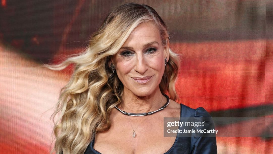 Carnaval 2026: Sarah Jessica Parker se prepara para a folia e curte jantar no Centro do Rio