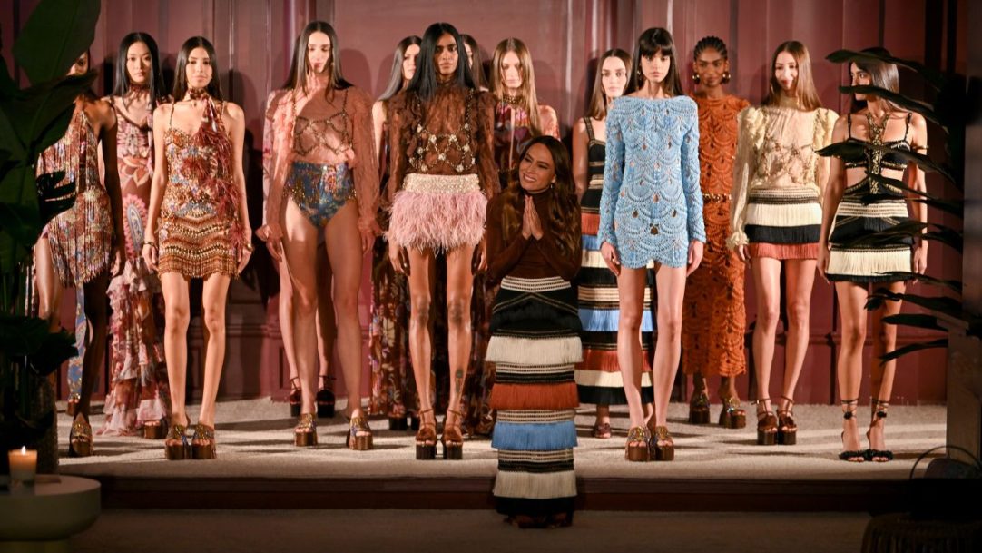 PatBO apresenta “Brazilian Bohemian” em presentation intimista  na NYFW