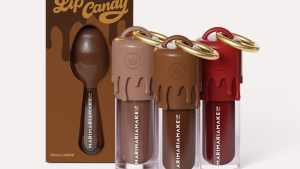 Mari Maria Makeup amplia portfólio com novos glosses e esponjas