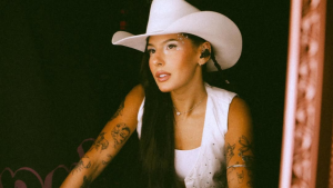 Ana Castela atualiza fãs sobre acidente envolvendo sua costela