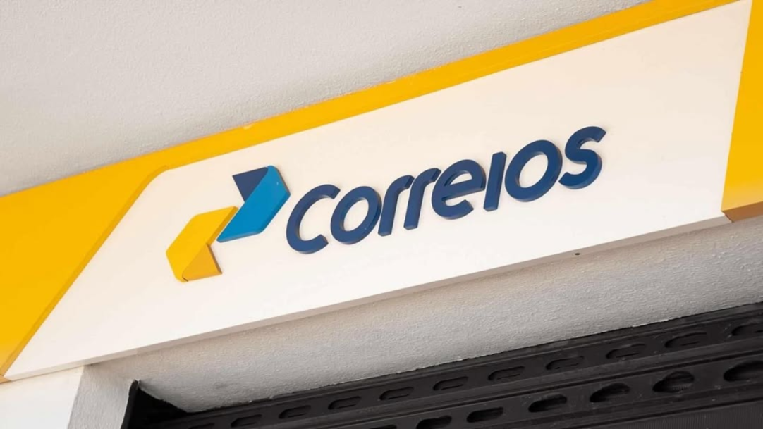Correios atrasam mais de 3 bilhões em pagamento a fornecedores, empregados e em tributos