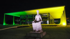 STF discute fim de supersalários: cinco benefícios inacreditáveis do setor público